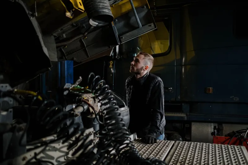 The Part That Costs $40 and Destroys $15,000 Engines: What Fleet Managers Need to Know About Thermostat Failure
